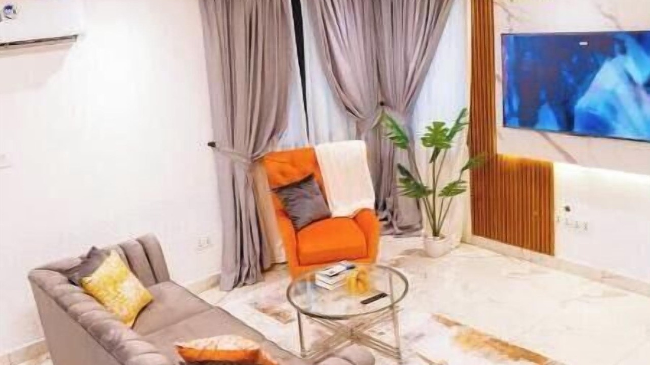 Photo of Livingroom in Tema