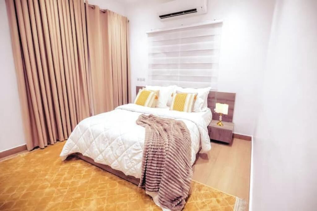 Photo of Bedroom in Tema