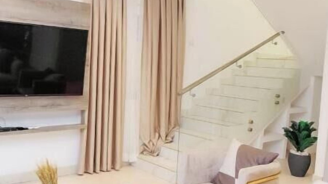 Photo of Livingroom in Tema