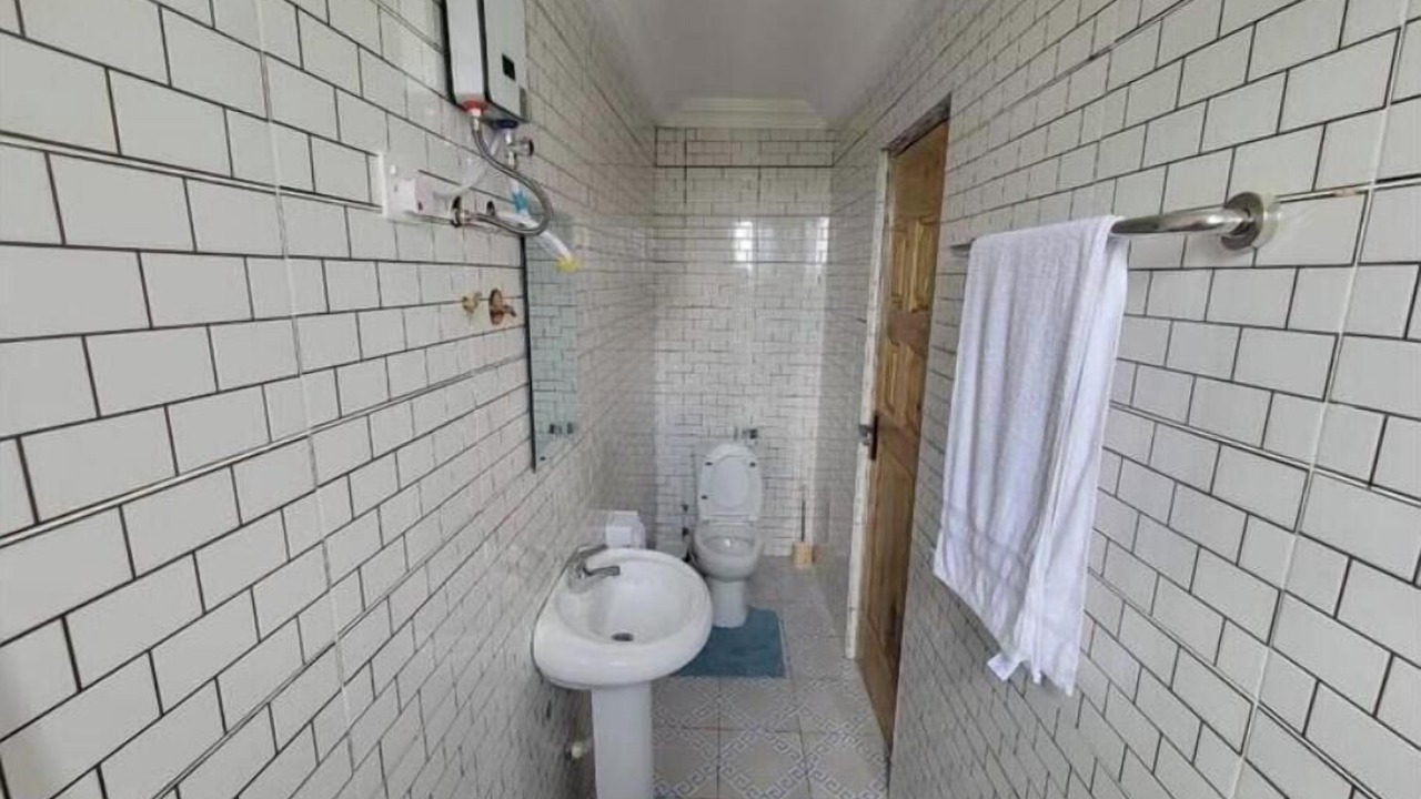 Photo of Bathroom in Pokuase