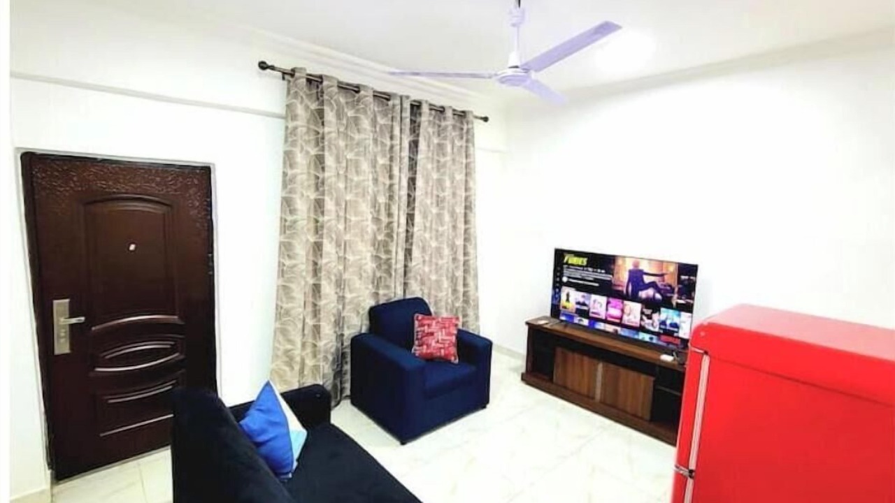 Photo of Livingroom in Kwabenyan
