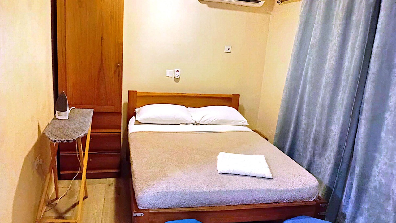 Photo of Bedroom in Osu