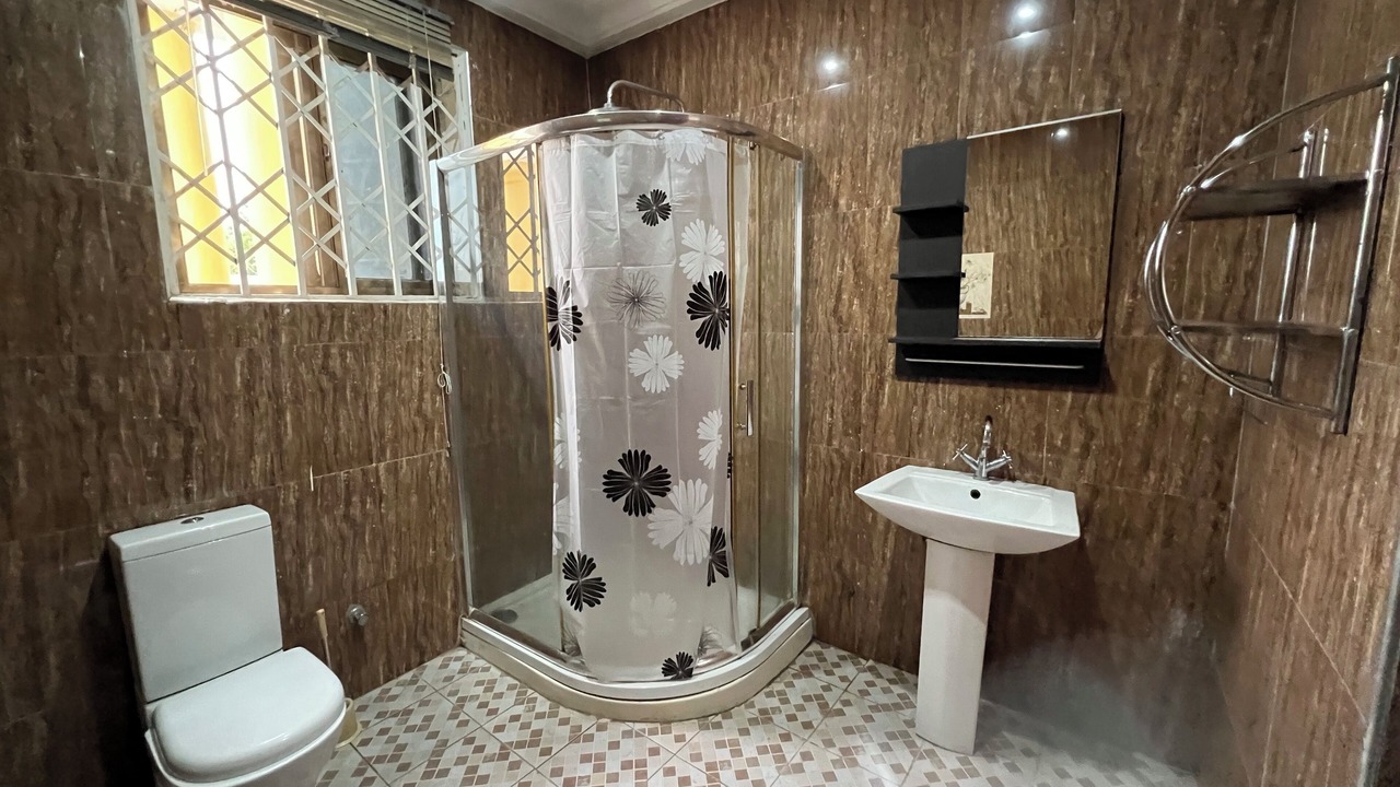 Photo of Bathroom in Santeo