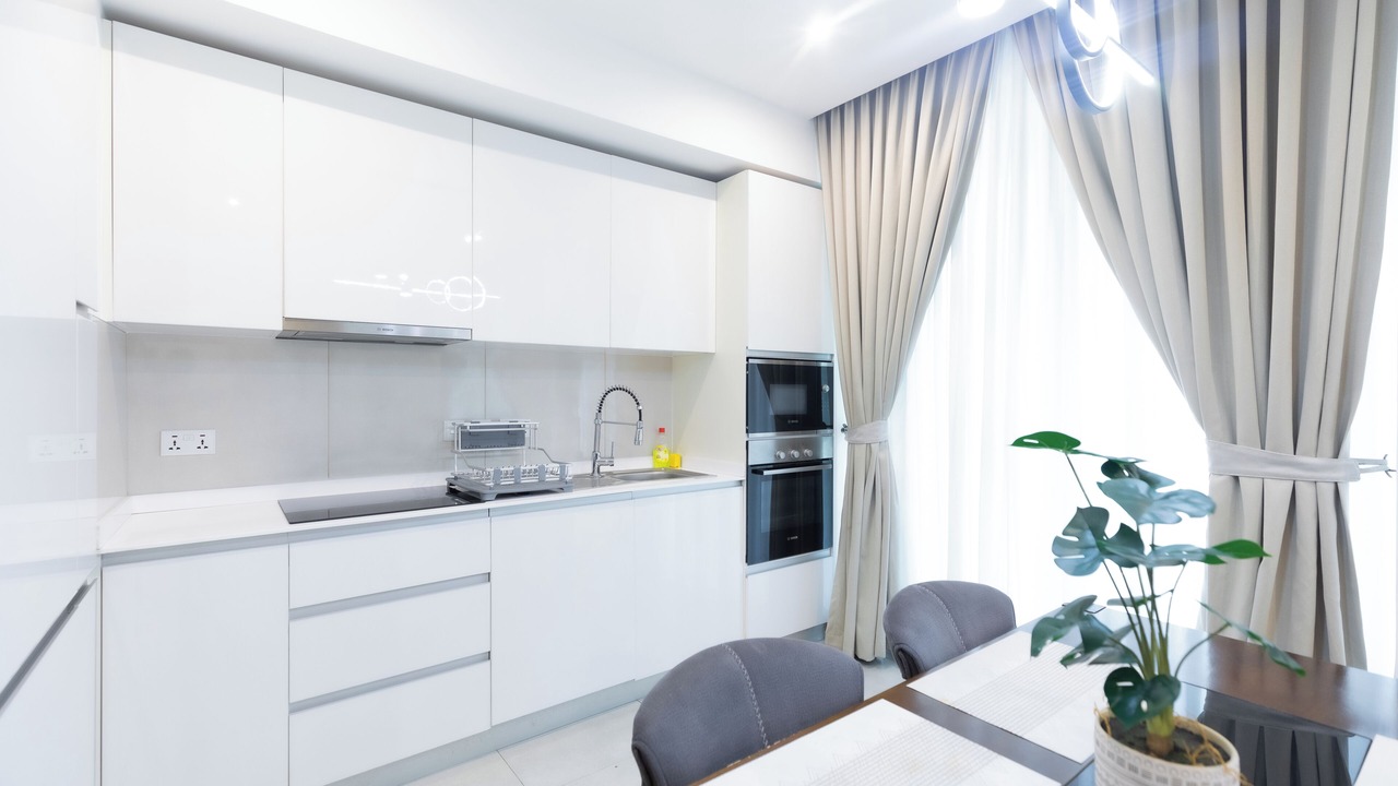Photo of Kitchen in Roman Ridge