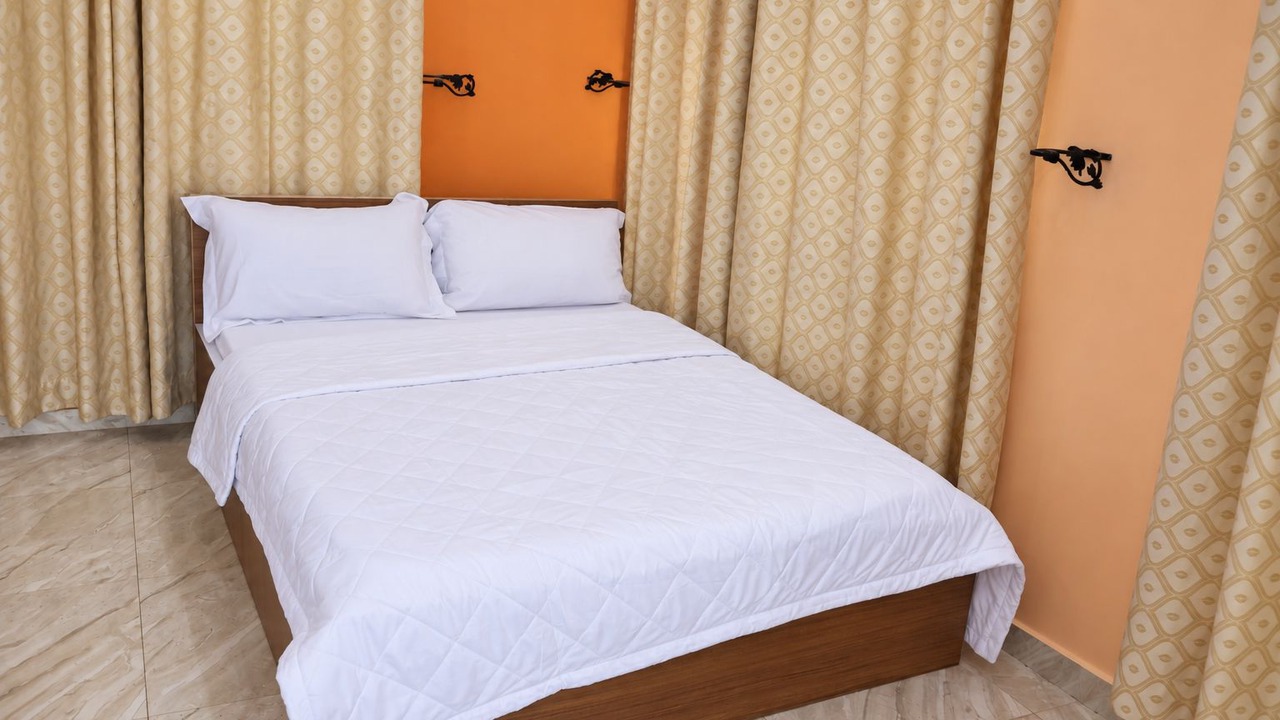 Photo of Bedroom in Teshie