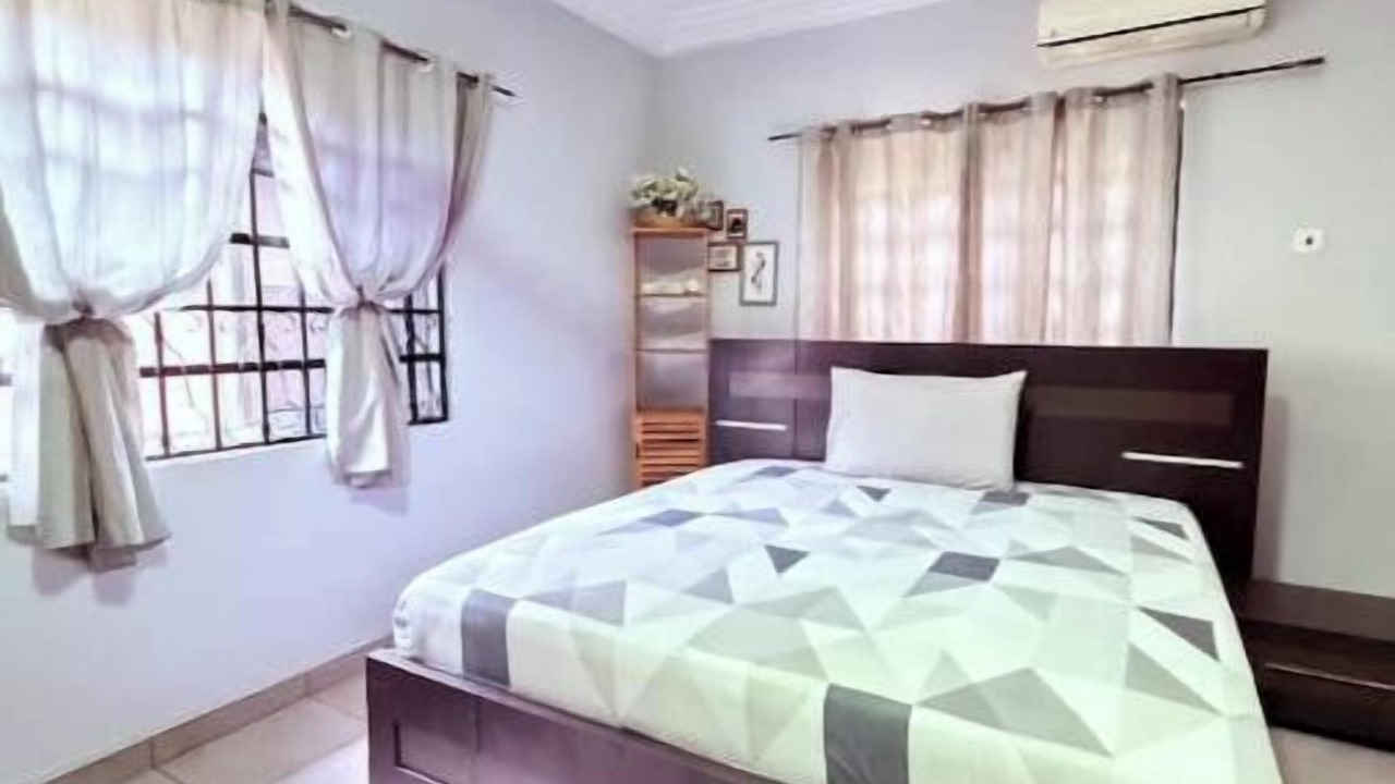 Photo of Bedroom in Madina