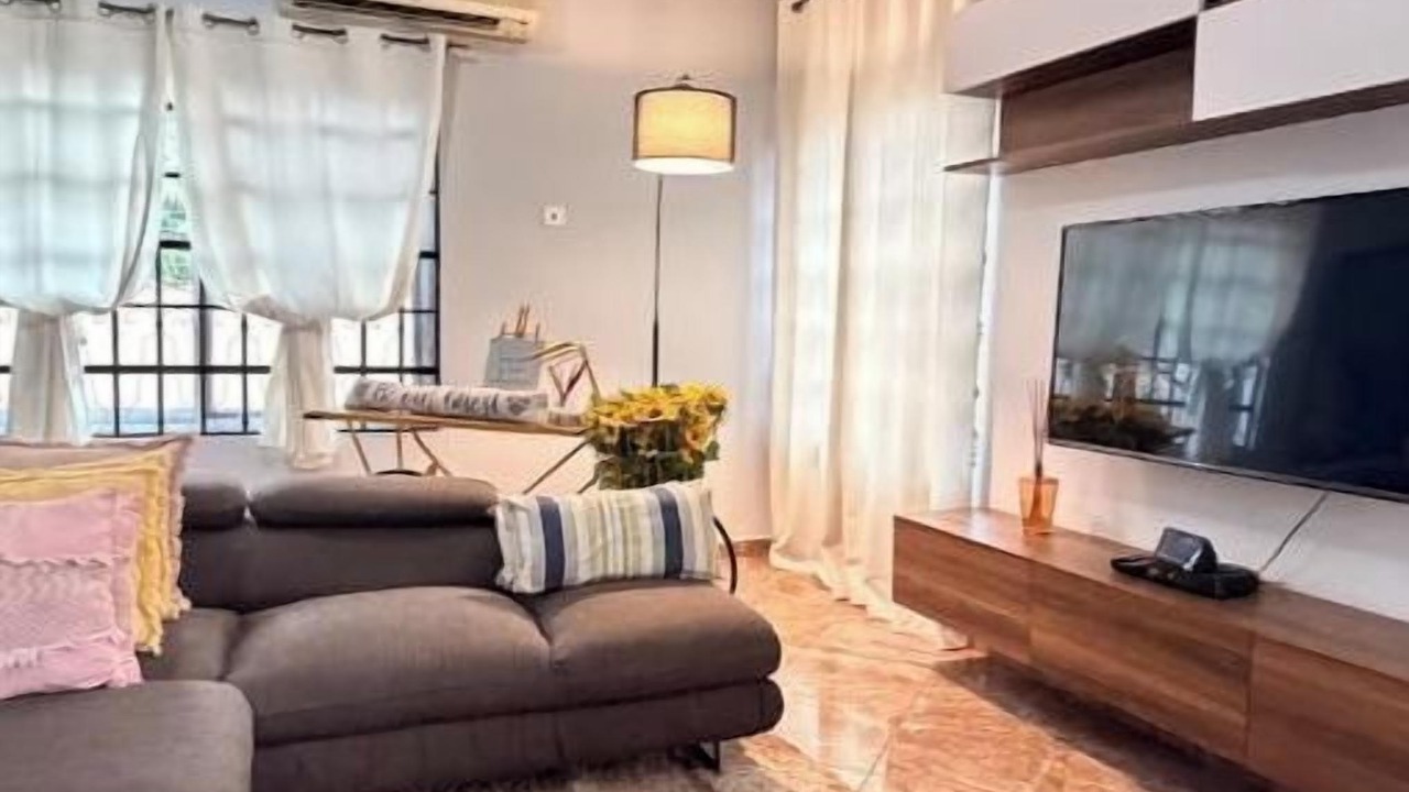 Photo of Livingroom in Madina