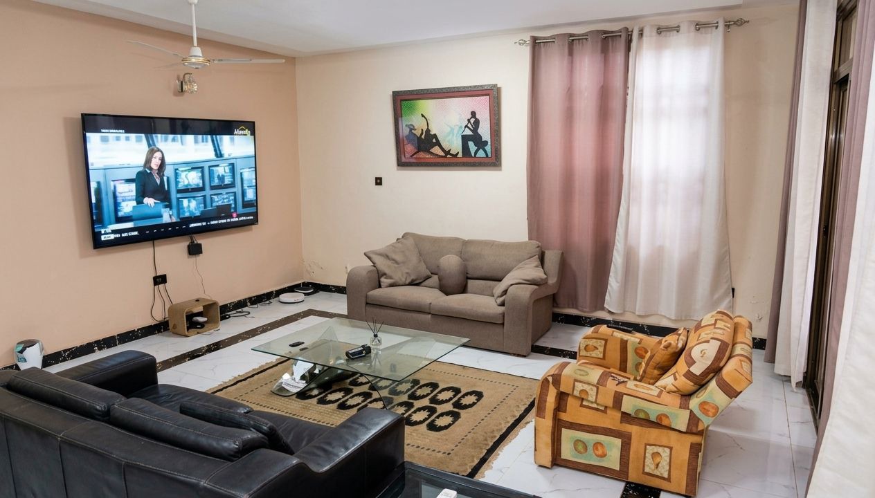 Photo of Livingroom in Tema