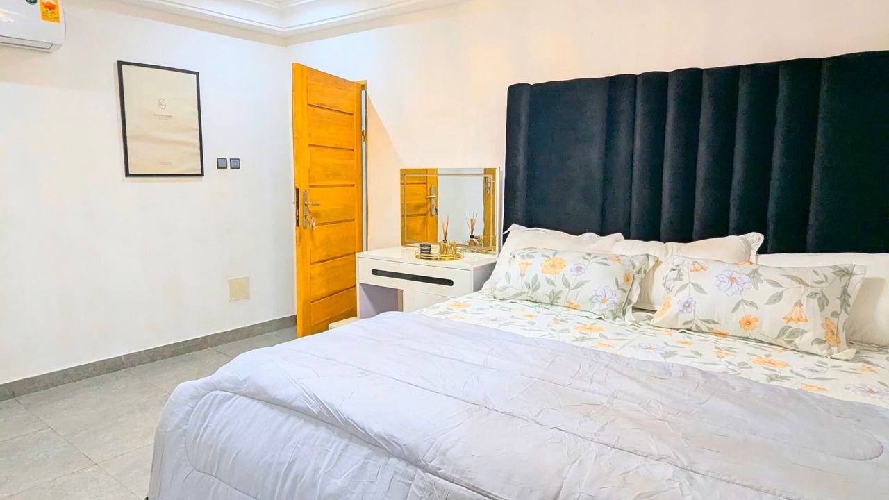 Photo of Bedroom in Lome