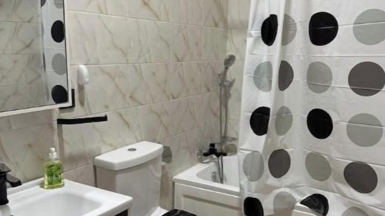 Photo of Bathroom in Roman Ridge