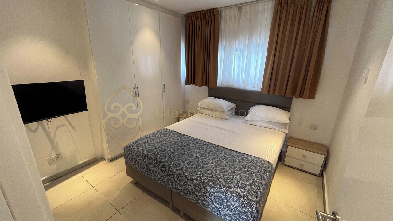 Photo of Bedroom in Osu
