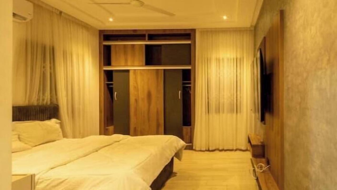 Photo of Bedroom in Madina