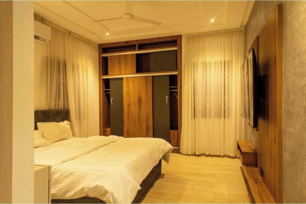 Photo of Bedroom in Madina
