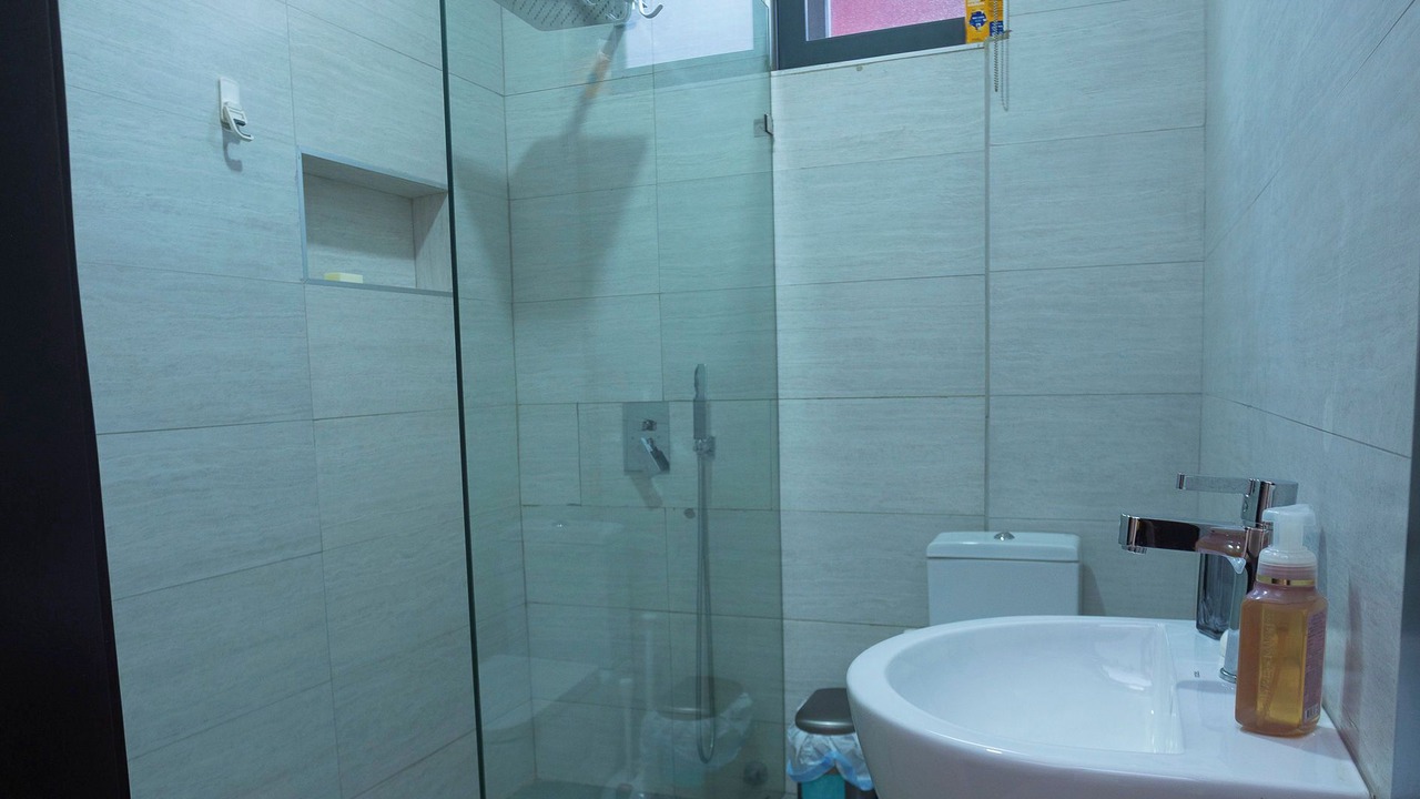 Photo of Bathroom in Teshie