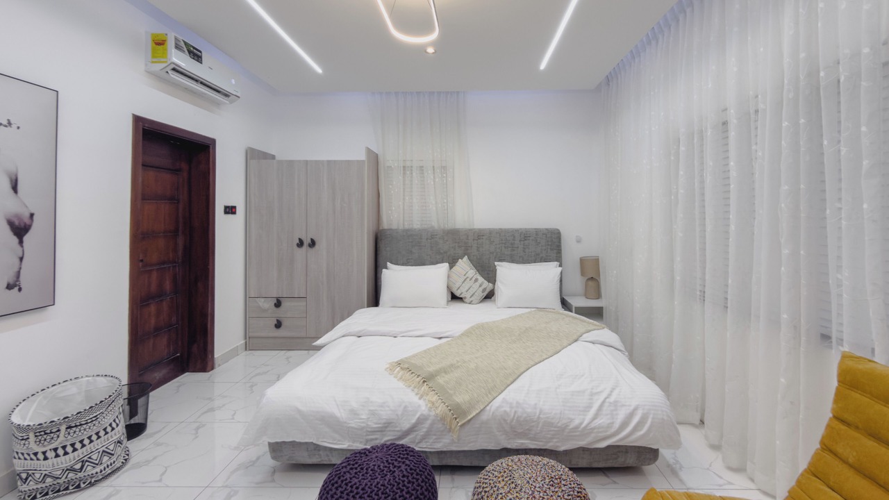 Photo of Bedroom in Abelemkpe