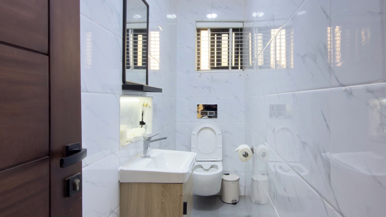 Photo of Bathroom in Abelemkpe