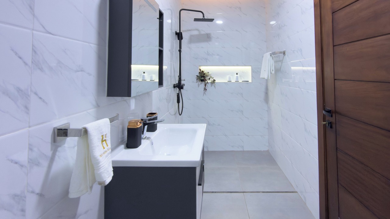 Photo of Bathroom in Abelemkpe