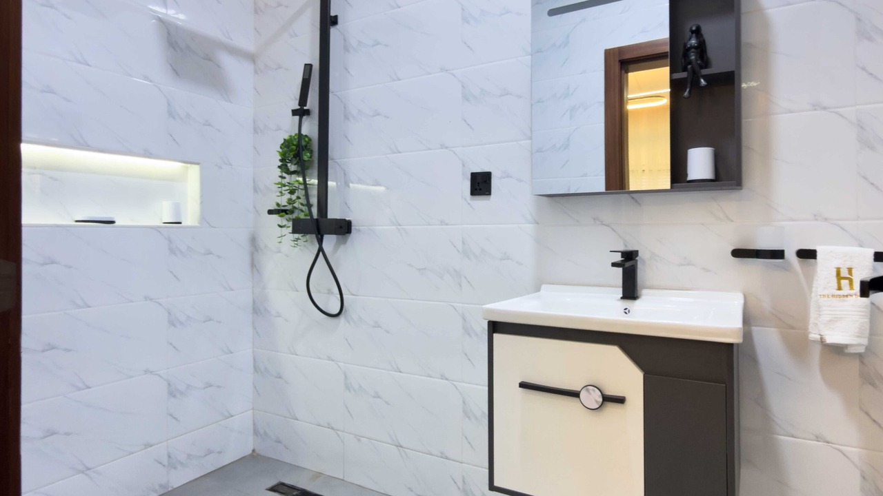 Photo of Bathroom in Abelemkpe