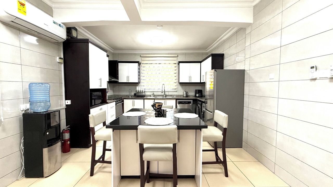 Photo of Kitchen in Teshie