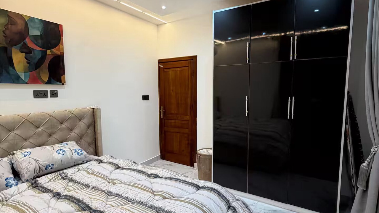 Photo of Bedroom in Madina