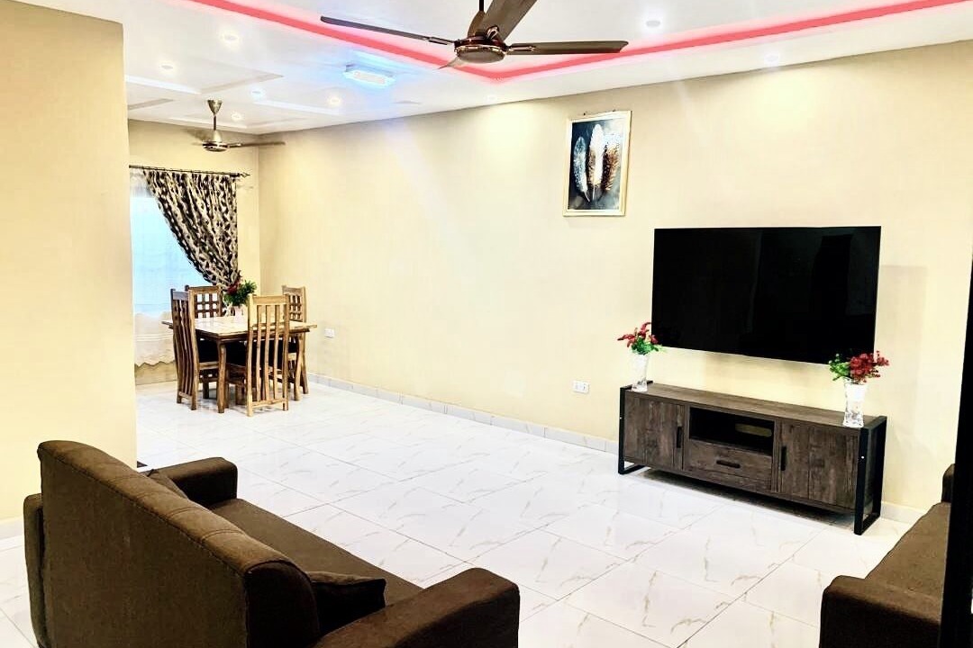 Photo of Livingroom in Kumasi