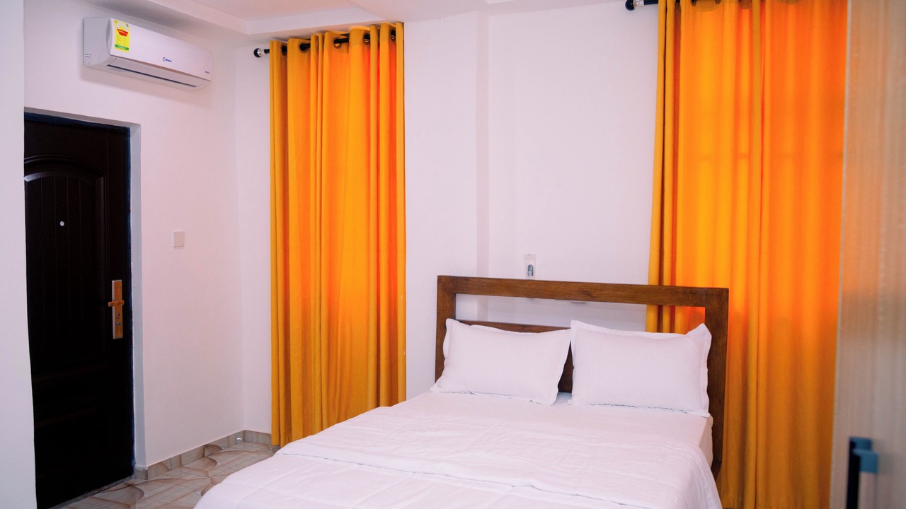 Photo of Bedroom in Patang West