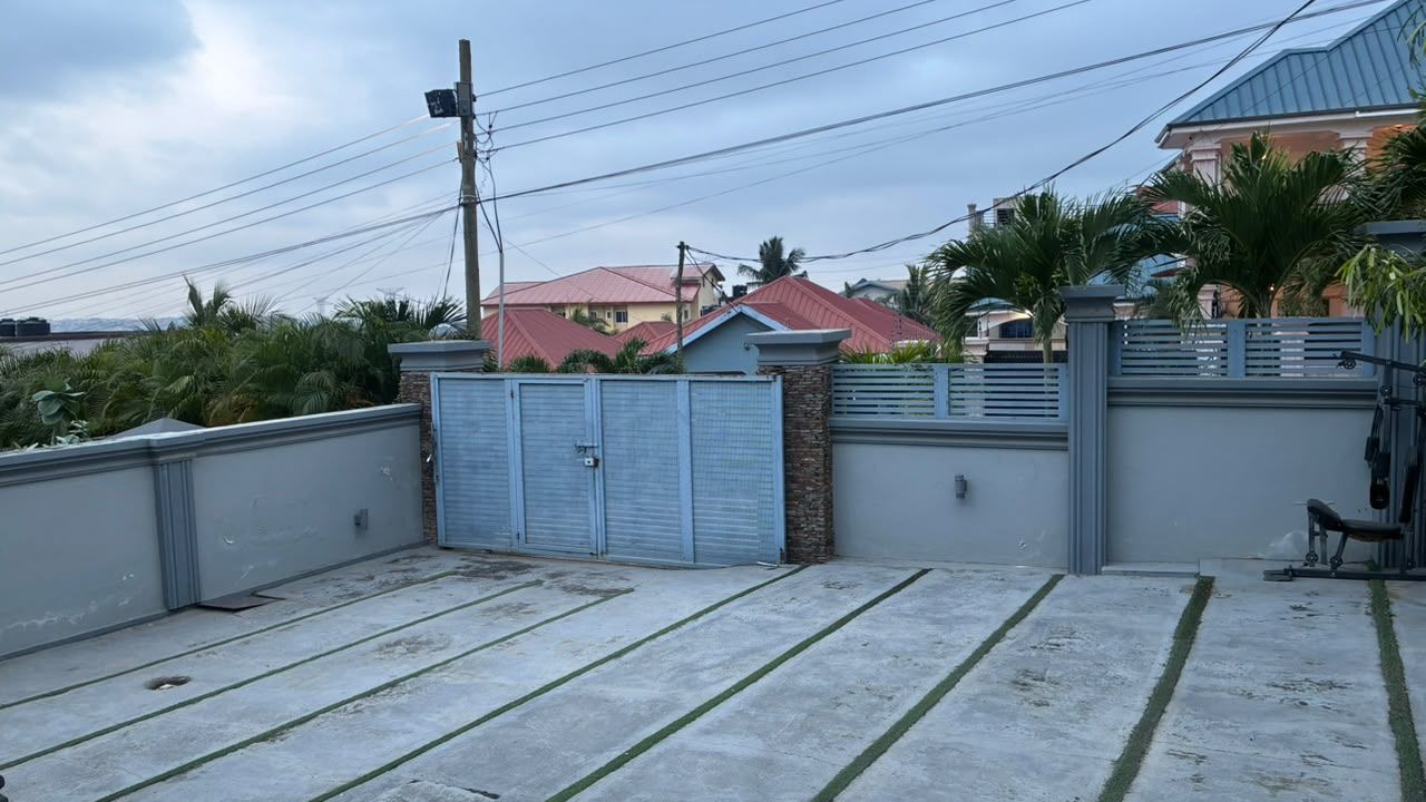 Photo of Outdoor in Osu Klottey