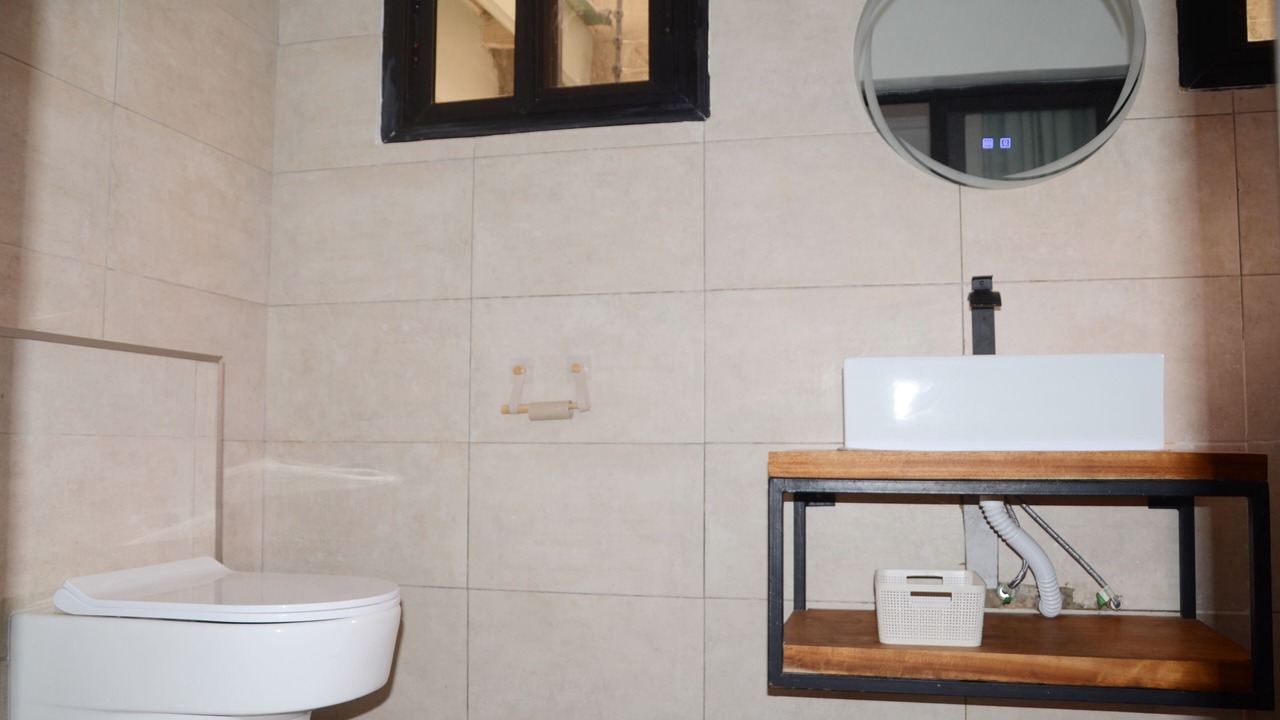 Photo of Bathroom in Baguida