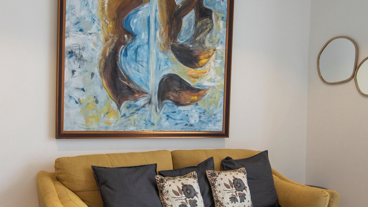 Photo of Livingroom in Cantonments