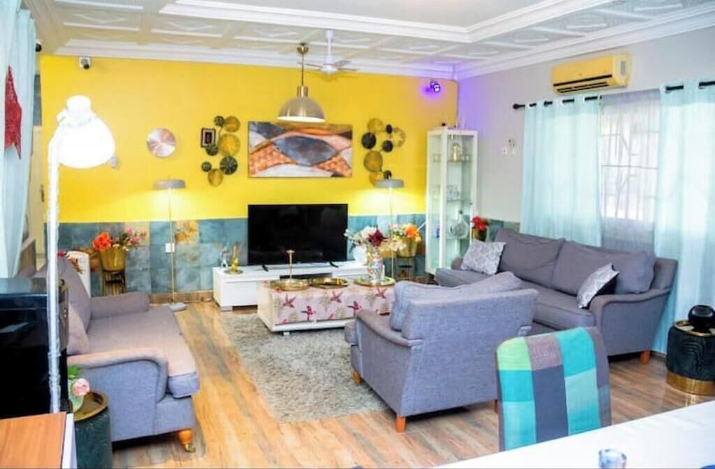 Photo of Livingroom in Koforidua