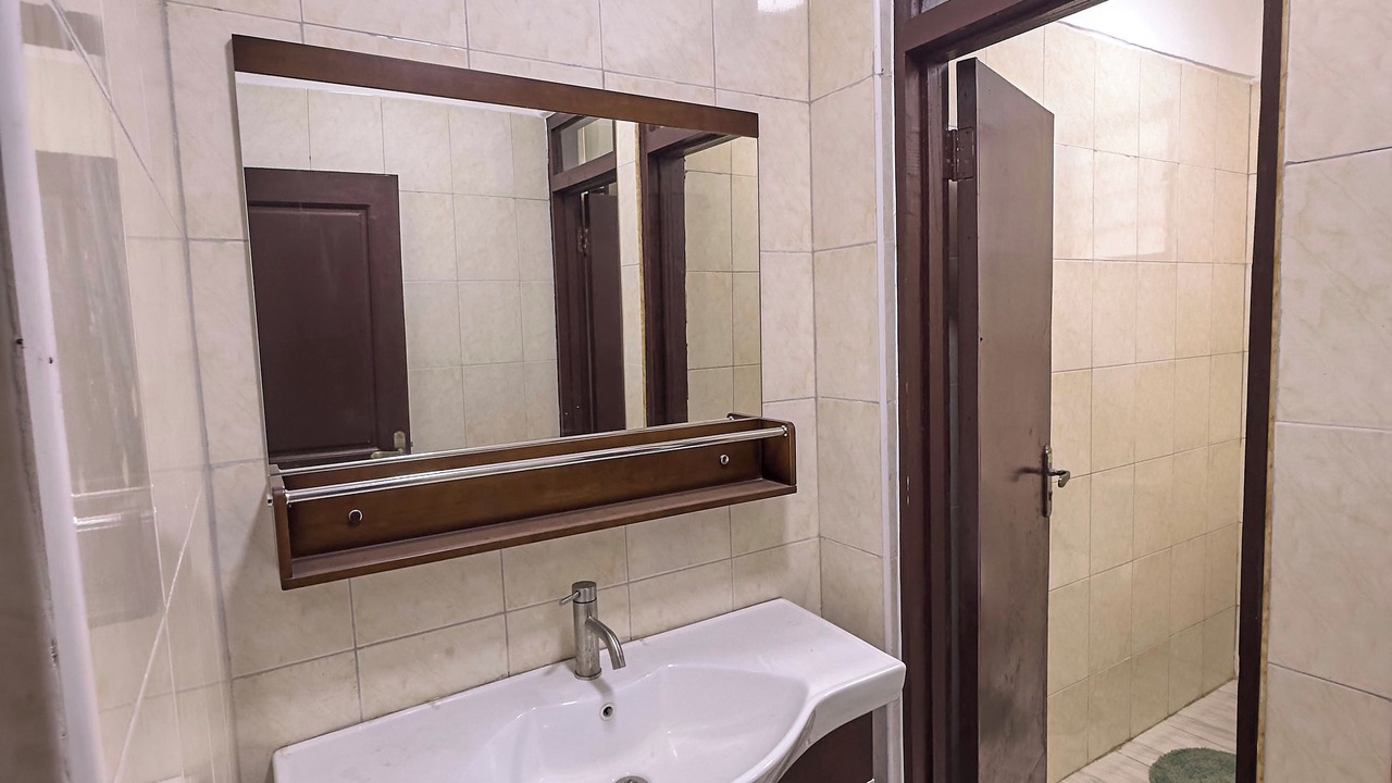 Photo of Bathroom in Tema