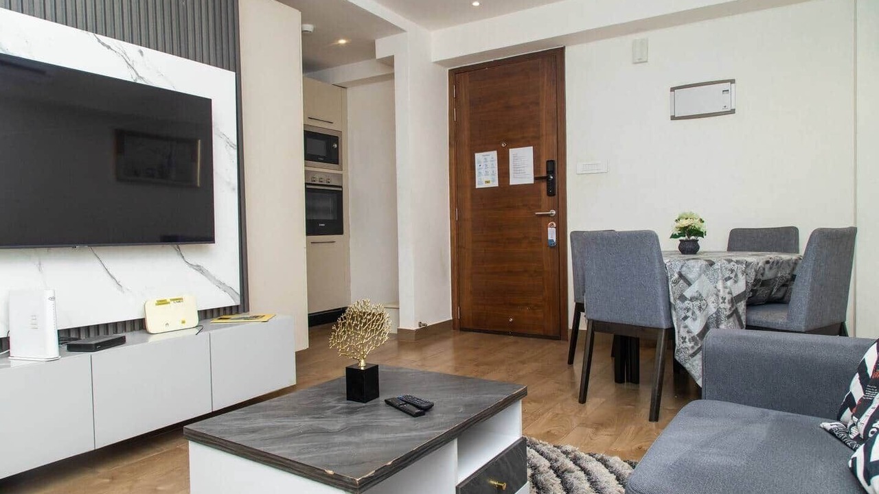 Photo of Livingroom in North Ridge
