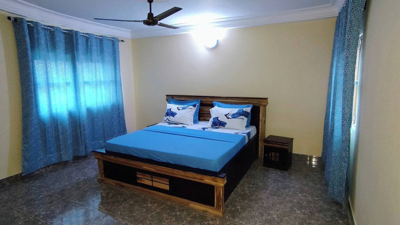 Photo of Bedroom in Lome