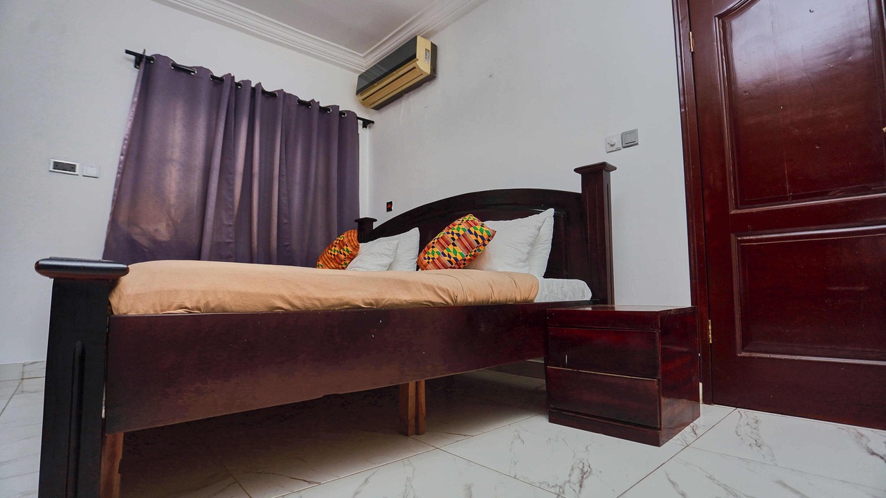 Photo of Bedroom in Madina