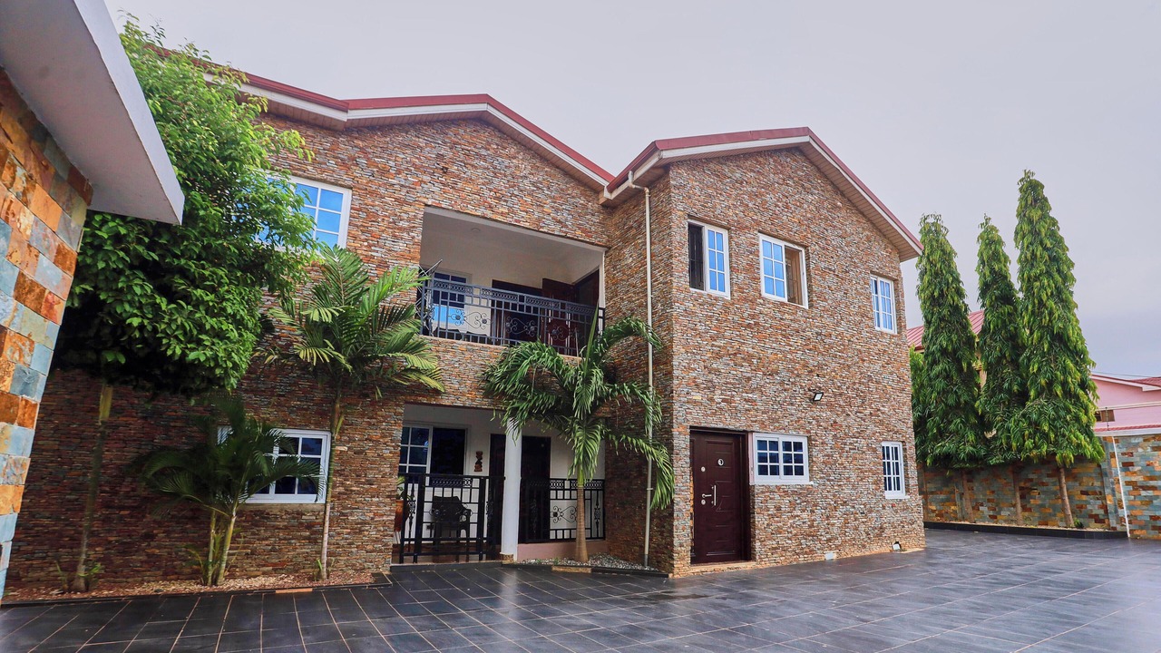 Photo of Outdoor in Adenta