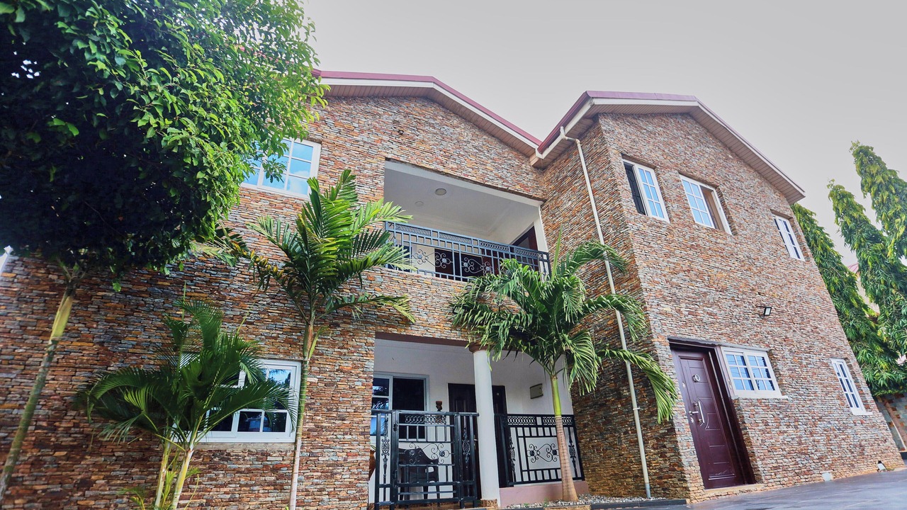 Photo of Outdoor in Adenta