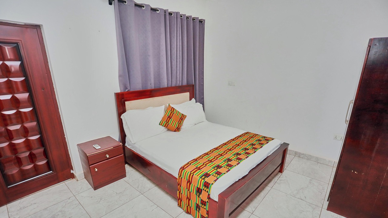Photo of Bedroom in Adenta