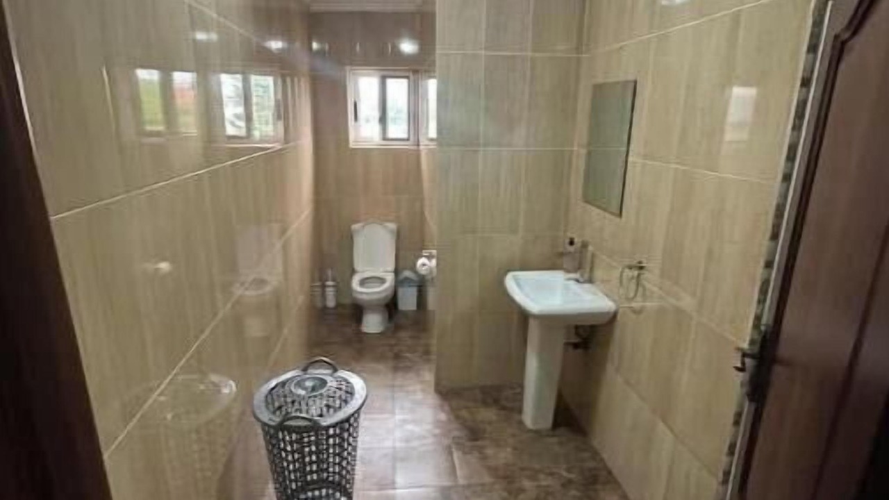 Photo of Bathroom in Accra
