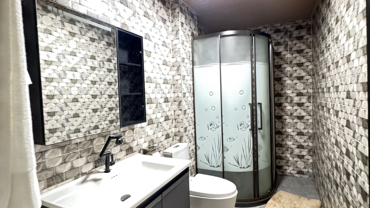 Photo of Bathroom in Teshie