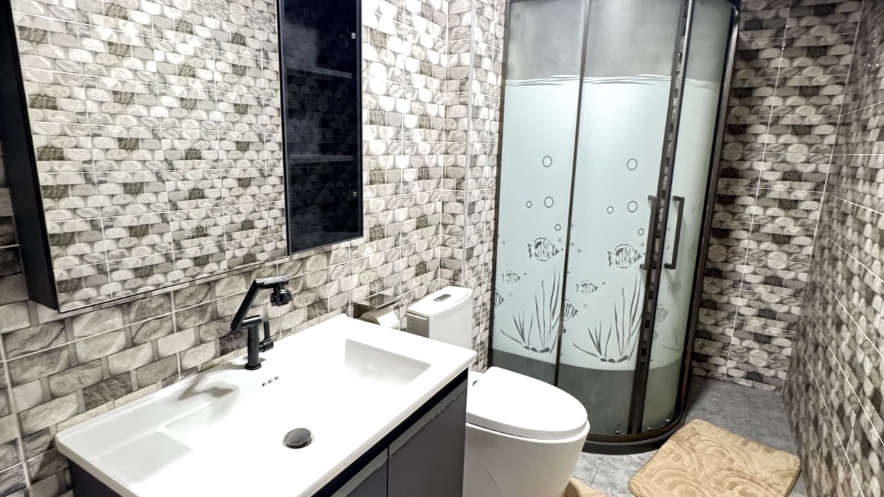 Photo of Bathroom in Teshie