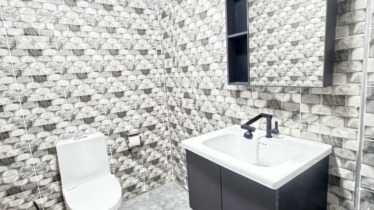 Photo of Bathroom in Teshie