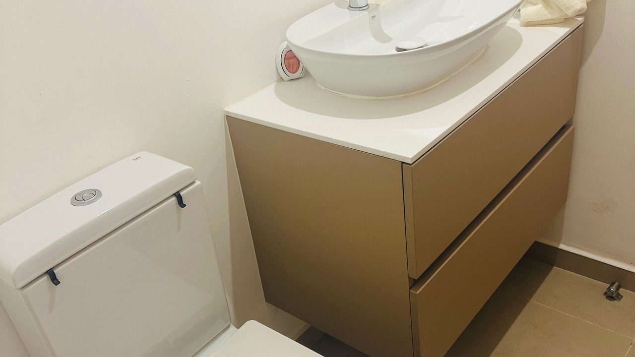Photo of Bathroom in Roman Ridge