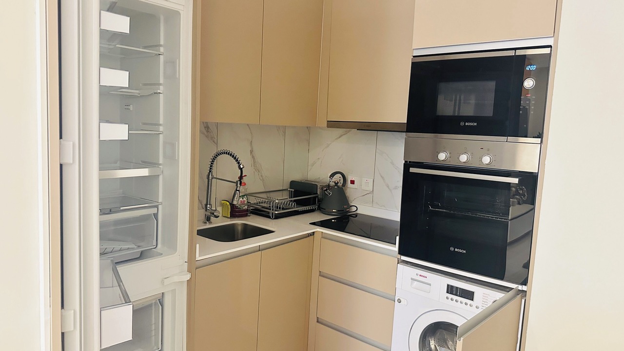 Photo of Kitchen in Roman Ridge