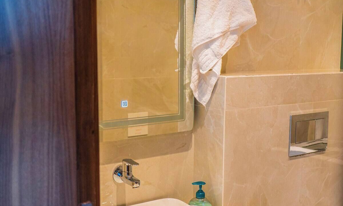 Photo of Bathroom in North Ridge