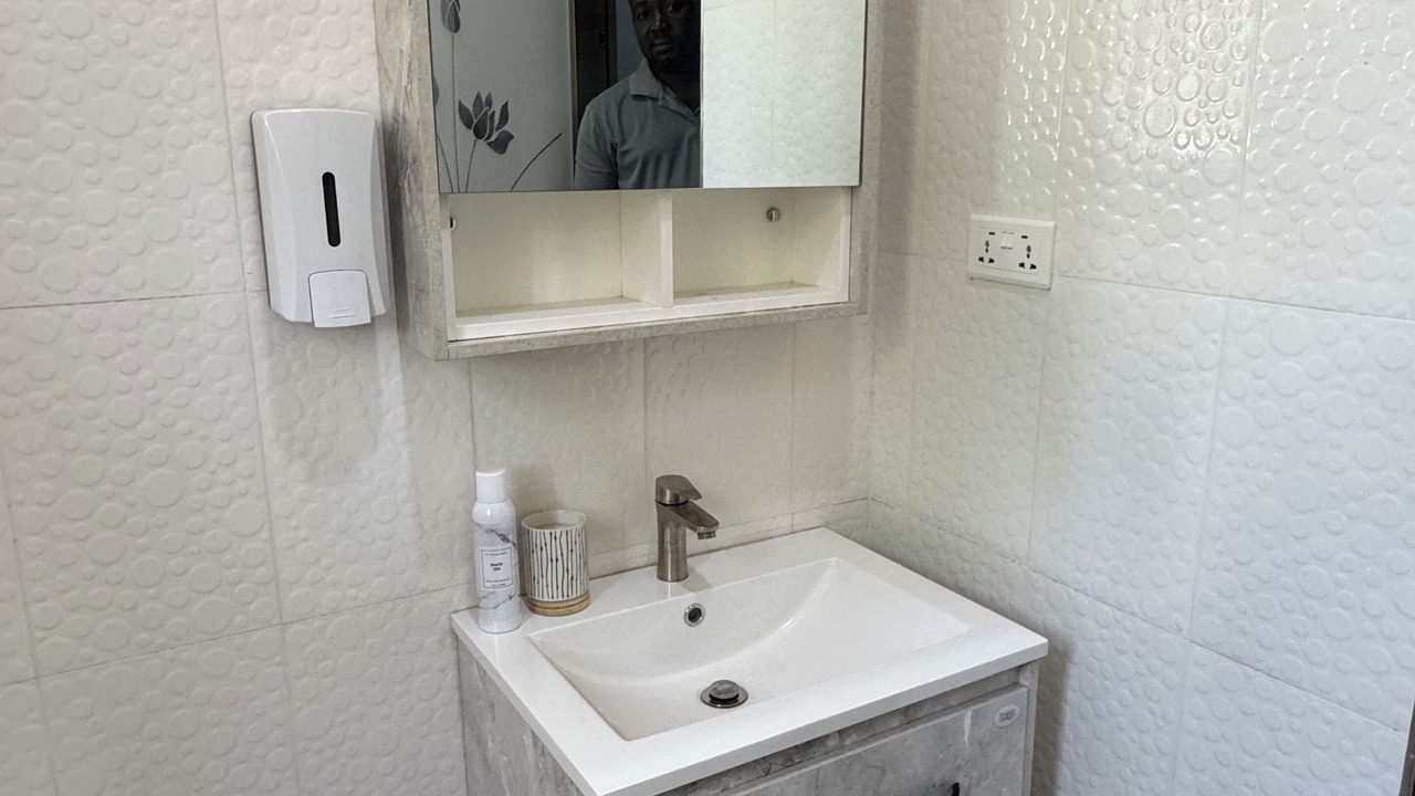 Photo of Bathroom in Adenta