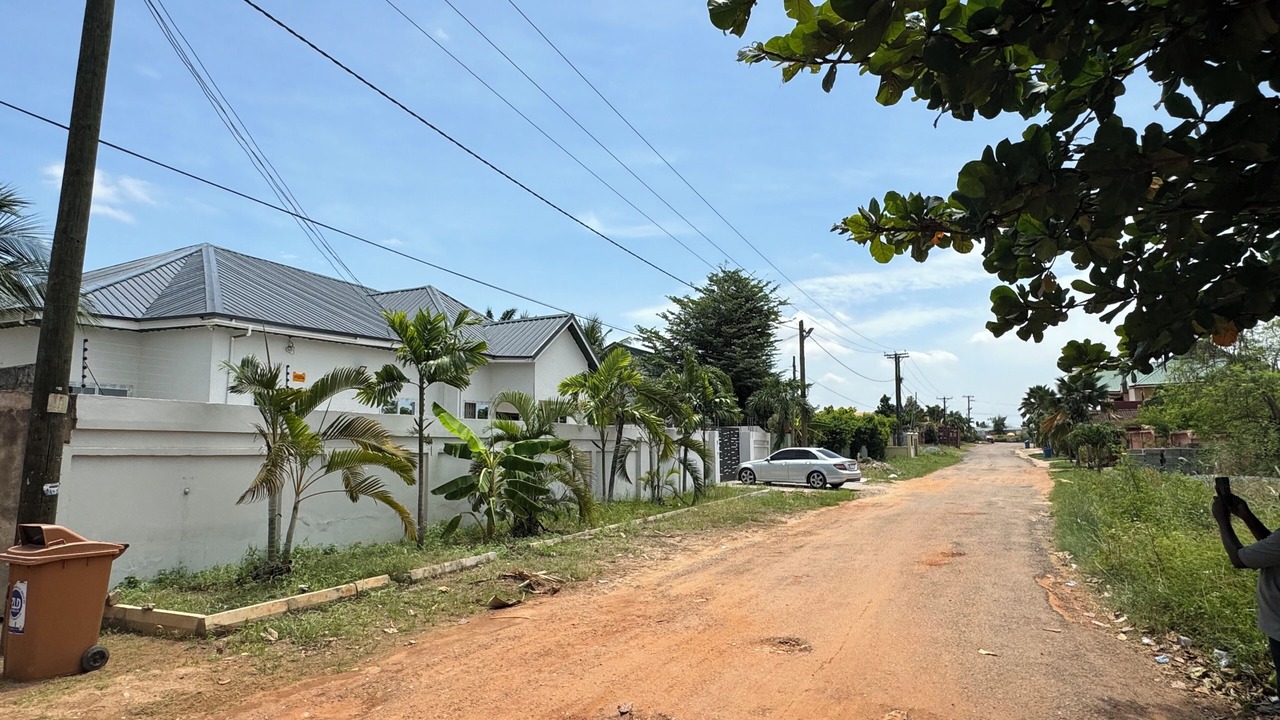 Photo of Outdoor in Adenta