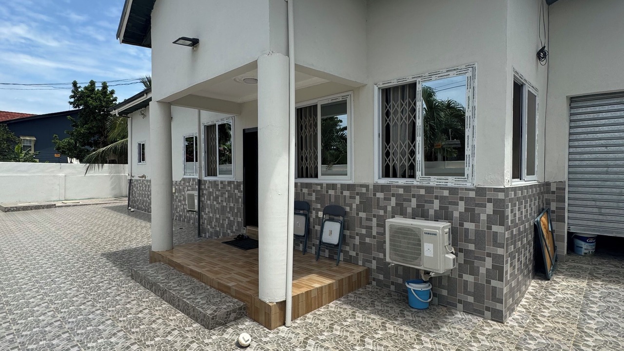 Photo of Outdoor in Adenta