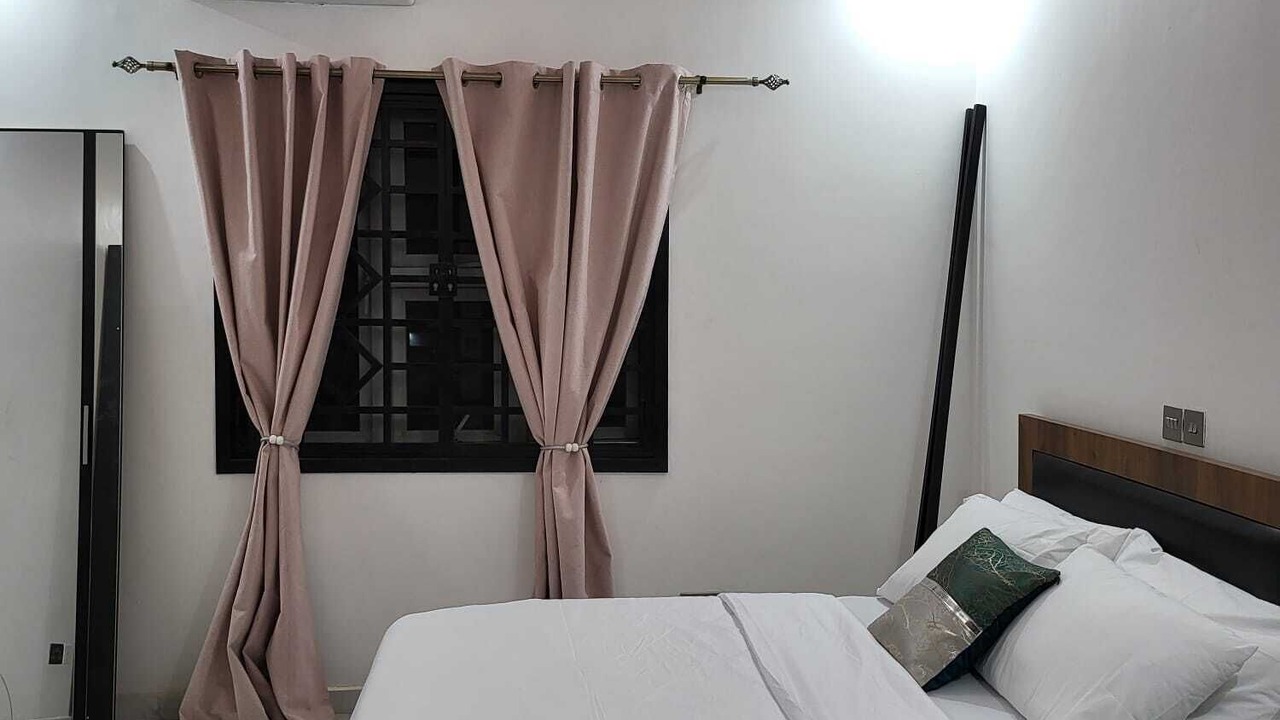 Photo of Bedroom in Tema