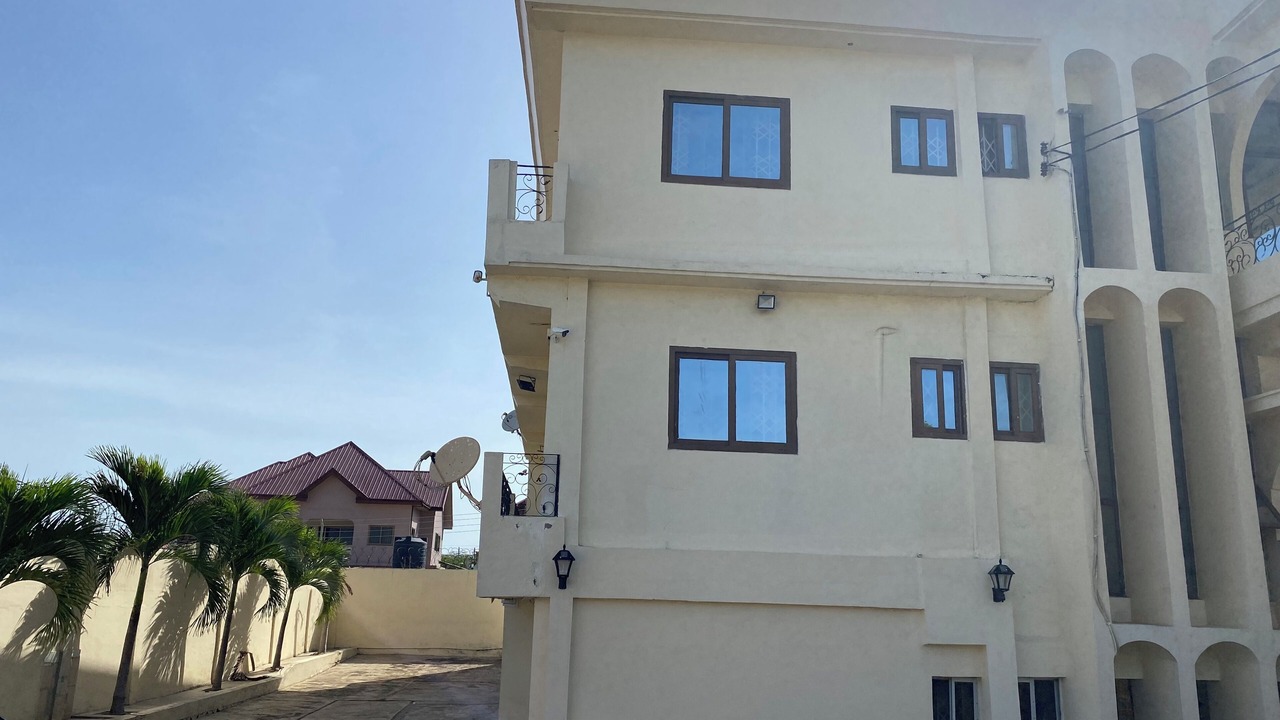 Photo of Outdoor in Mallam