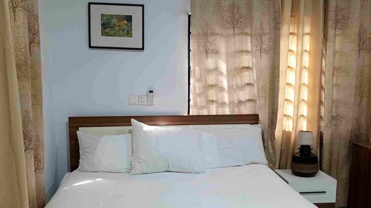 Photo of Bedroom in Sekondi-Takoradi
